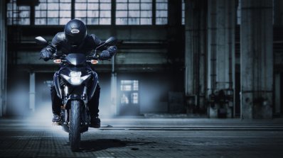 Suzuki Gsx S125 Front Profile Press Image