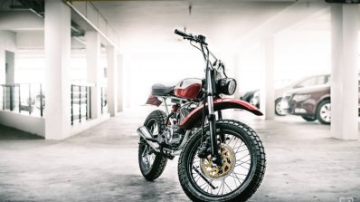 Yamaha Rx100 Modified Scrambler Front Right Quarte