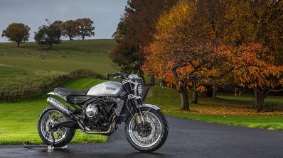 Norton Atlas Nomad Right Front Quarter