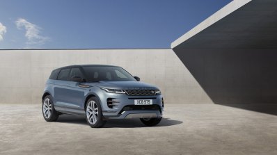 2019 Range Rover Evoque Front Three Quarters