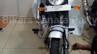 Royal Enfield Classic 500 Scrambler Spied Front Pr