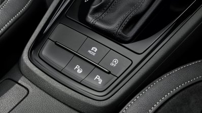 Skoda Scala Transmission Tunnel