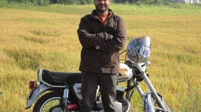 Yezdi Roadking 250 By Vishal Agarwal Right Side Wi