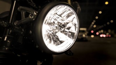 2019 Triumph Speed Twin Front Headlight