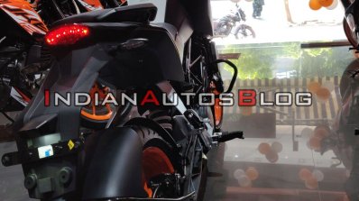 Ktm 200 Duke Abs Right Rear Quarter