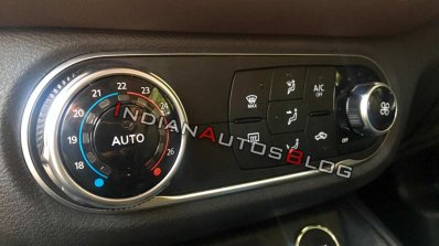 Nissan Kicks Interiors Automatic Climate Control S