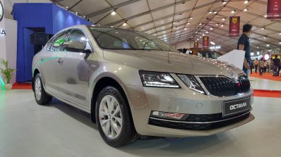 2018 Skoda Octavia Autocar Performance Show Images