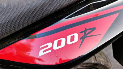 Hero Xtreme 200r Road Test Review 200r Badge