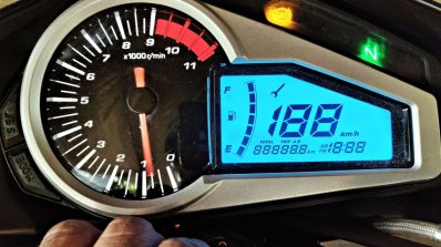 Hero Xtreme 200r Road Test Review Instrument Conso