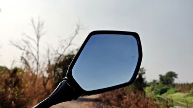 Hero Xtreme 200r Road Test Review Rear View Mirror