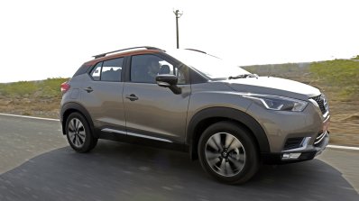 Nissan Kicks Review Images Side Profile Action 2