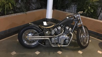Custom Royal Enfield Bobber 1000cc Right Side Prof