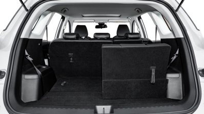 Baojun 530 7 Seat Third Row Seat Folded