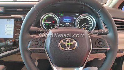 Indian Spec 2019 Toyota Camry Hybrid Steering Whee