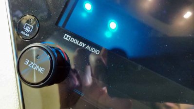 2019 Toyota Camry Hybrid Image Interior Audio Syst