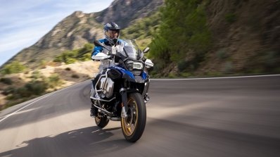 Bmw R 1250 Gs Adventure Action Shots 3