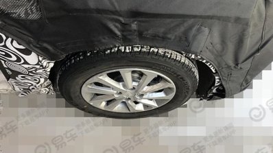 2020 Hyundai Verna Yuena Facelift Wheel Spy Shot
