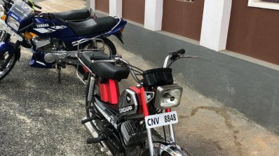 1984 Royal Enfield Silver Plus Right Front Quarter