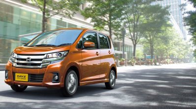 Nissan Dayz Highway Star Front Three Quarters