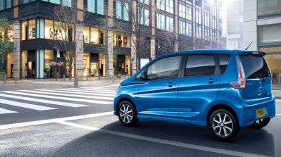 Nissan Dayz Highway Star Rear Three Quarters