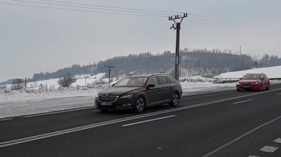 2019 Skoda Superb Estate Facelift Front Three Quar