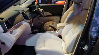 Mahindra Xuv300 Front Seats