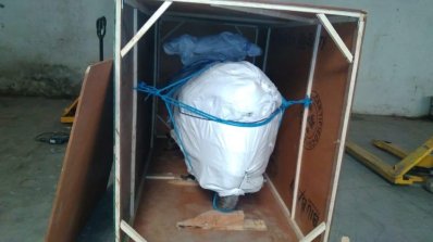 1985 Yamaha Rd350 By Bluesmoke Customs Packaging