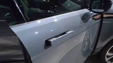 2019 Range Rover Evoque Door Handle At 2019 Chicag