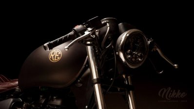 Royal Enfield Thunderbird 500 Bobber Modified Head