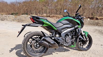 2019 Bajaj Dominar 400 Review Still Shots Right Re