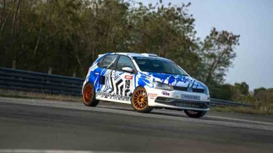 Volkswagen Polo Rx Images Front Three Quarters 3