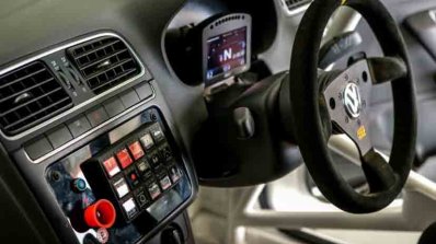 Volkswagen Polo Rx Images Interior Cockpit Steerin