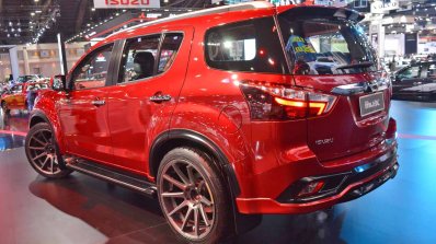 Custom Isuzu Mu X Bims 2019 Images Rear Three Quar