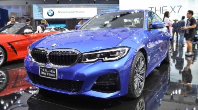 2019 Bmw 3 Series Images Front Three Quarters 2