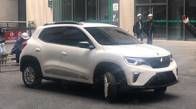 2019 Venucia E30 Front Three Quarters Spy Shot