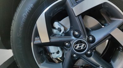 Hyundai Venue Images Front Disc Brake Calliper