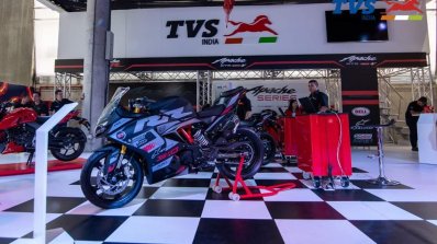 Special Edition Tvs Apache Rr310 Feria 2 Ruedas Le