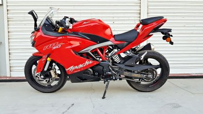 2019 Tvs Apache Rr310 Track Review Left Side