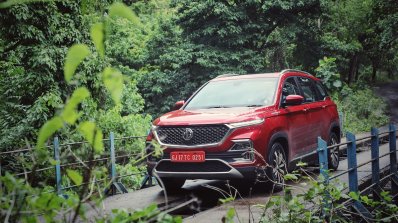 Mg Hector Review Images Front Three Quarters 4