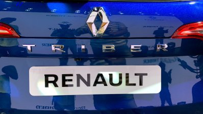 Renault Triber Tailgate Lettering