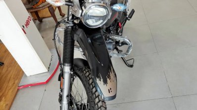 Hero Xpulse 200 Dealer Front