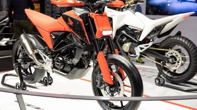 Honda Cb125m Concept At Eicma 2018 Unveil Front Th