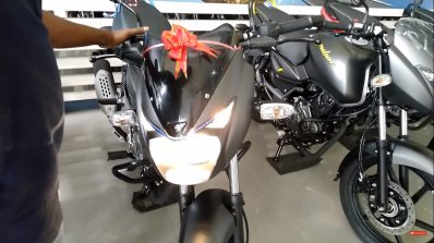 bajaj pulsar 125 headlight price