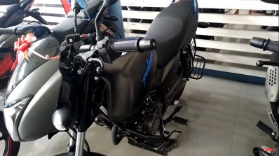 Bajaj Pulsar 125 Left Front Quarter