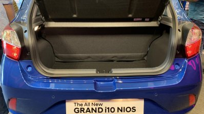 Hyundai Grand 10 Nios 13