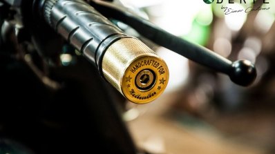 Royal Enfield Classic 500 Beryl Eimor Customs Hand