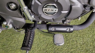 Bajaj Pulsar 125 Detail Shots Brake Lever