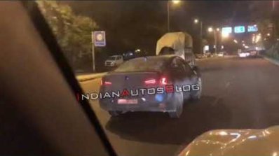 2019 Hyundai Elantra Facelift Spy Picture