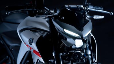 2020 Yamaha Mt 03 Details Headlight Close Up