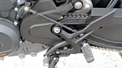 Ktm 790 Duke First Ride Review Details Chain Cover